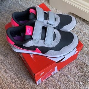 Nike Sneakers Girls Size 3